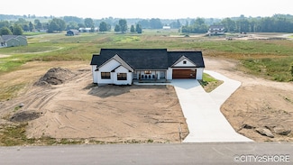4589 Winding Creek Ln, Zeeland, MI 49464