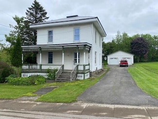 34 New York 95, Moira, NY 12957