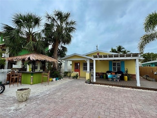 3019 Dupont St S, Gulfport, FL 33707