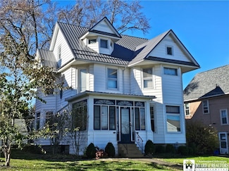 329 Dove St, Dunkirk, NY 14048