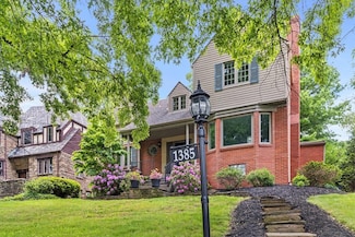 1385 Washington Rd, Pittsburgh, PA 15228