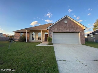 2105 Rhonda Ave, Ocean Springs, MS 39564