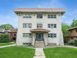 4000 University Ave Unit 2, Des Moines, IA 50311