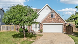 4932 W Commercial St, Broken Arrow, OK 74012