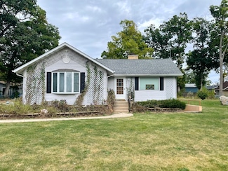 35319 N Hickory Ln, Round Lake, IL 60073
