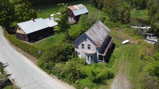 16 Northridge Rd, West Burke, VT 05871