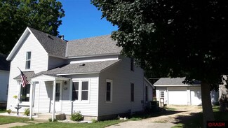 531 S Anna St, Lake Crystal, MN 56055