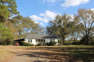 10532 Courtney Ln, Danville, AR 72833