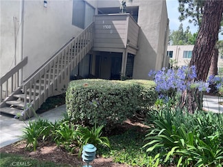 1300 Cabrillo Park Dr Unit B, Santa Ana, CA 92701