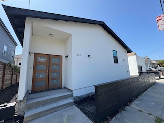 2805 Linden St, Oakland, CA 94608