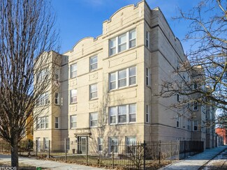 5052 N Troy St Unit 2, Chicago, IL 60625