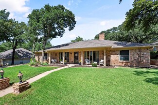 1908 Druid Ln, Fort Worth, TX 76112