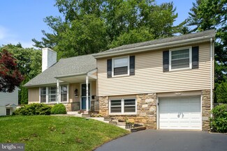 4046 Macniff Dr, Lafayette Hill, PA 19444