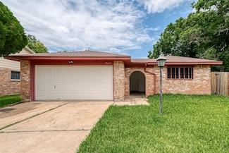 11647 Corkwood Dr, Houston, TX 77089