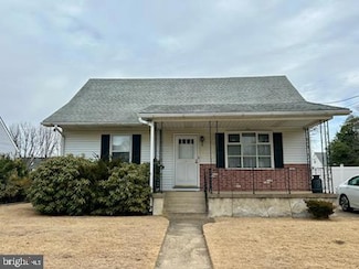 6 Bodine Ave, Burlington, NJ 08016