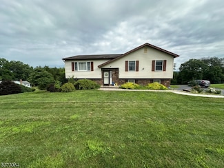 162 Polkville Rd, Columbia, NJ 07832