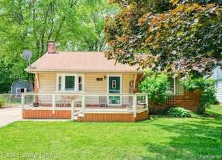5320 Leland St, Brighton, MI 48116