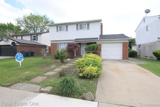14251 Elgin St, Oak Park, MI 48237