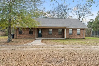 280 Hendrix Rd, Lumberton, MS 39455
