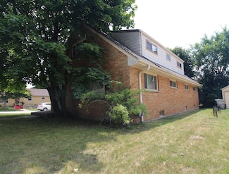 8403 W Keefe Ave, Milwaukee, WI 53222