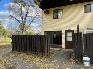 7306 72nd Ln N, Brooklyn Park, MN 55428
