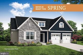 9 Family Dr, Carlisle, PA 17015