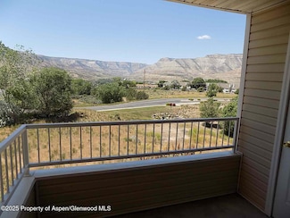 33 Angelica Cir Unit 2A, Parachute, CO 81635