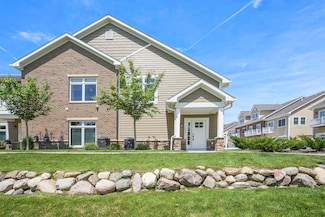 603 Woodland Dr, Dexter, MI 48130
