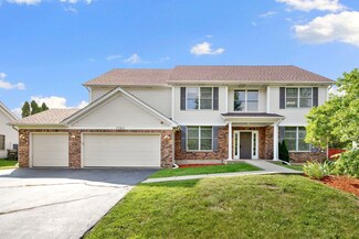 1360 Hunters Ridge W, Hoffman Estates, IL 60192