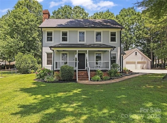 18733 Bluff Point Rd, Cornelius, NC 28031