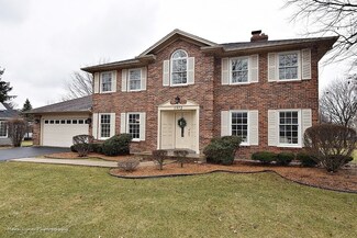 1972 Greensboro Dr, Wheaton, IL 60189