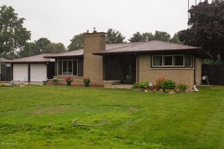 5151 Simmons St, Kalamazoo, MI 49004