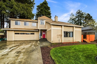 6311 Leeann Dr, Eureka, CA 95503