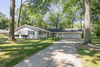 196 Yoder Blvd, Avon Lake, OH 44012