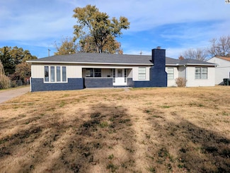 30 E 27th Ave, Hutchinson, KS 67502