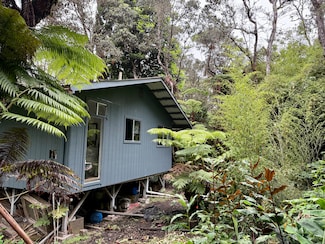 11-3885 6th St, Volcano, HI 96785