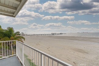 16 36th Place Unit L, Long Beach, CA 90803