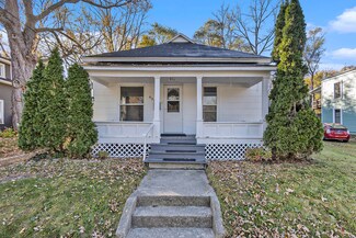 632 Lamberton St NE, Grand Rapids, MI 49505
