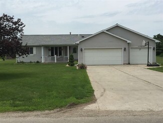 6560 S 700 W, Topeka, IN 46571