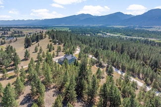 226 Sky Pilot Ln, Stevensville, MT 59870