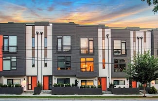 53 Reynolds Square Ln, Atlanta, GA 30307