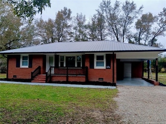 1522 Mary c Rd, Saint Pauls, NC 28384