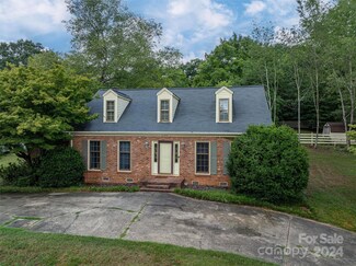 240 Country Club Cir, Shelby, NC 28150