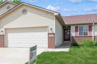 3206 SE Turnberry Dr, Ankeny, IA 50021