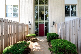 10439 Briarbend Dr Unit 2, Saint Louis, MO 63146