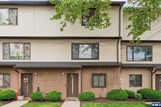404 Chestnut St, Newark, NJ 07105