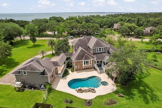 806 Quintana Roo Place, Seabrook, TX 77586