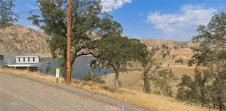 28589 Sky Harbour Rd, Friant, CA 93626
