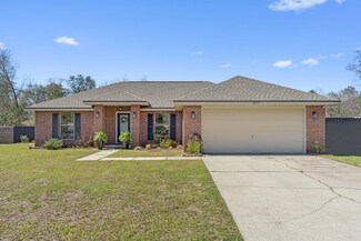 4277 Albany St, Milton, FL 32571