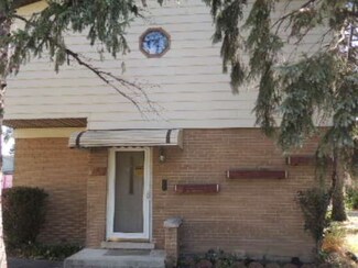 225 Fenwood Ln, Hillside, IL 60162